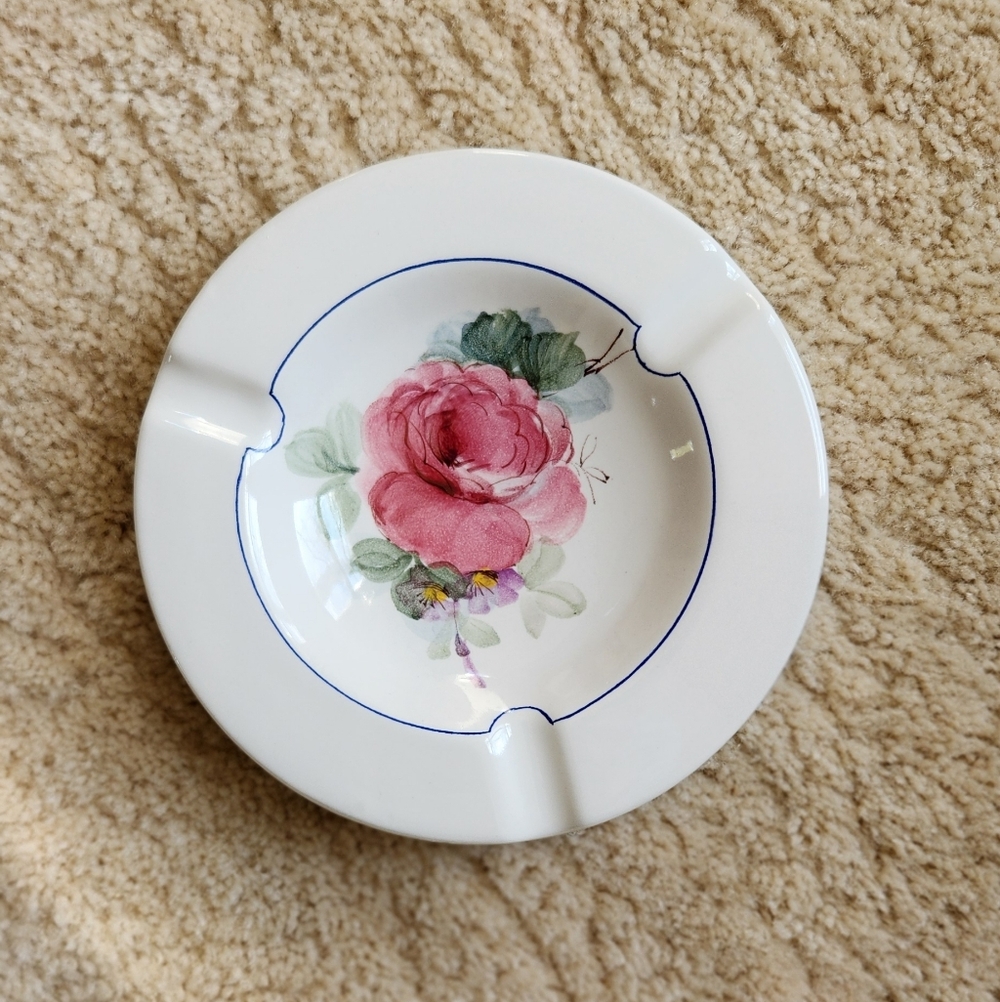 Collectable Comas Ceramic Ashtray -Italy